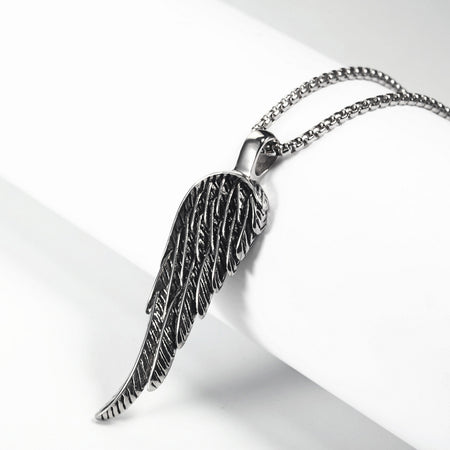 Feather wing necklace