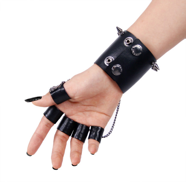 Punk Vision Skull Multi-Chain Finger Bracelet Edgy and Bold Look